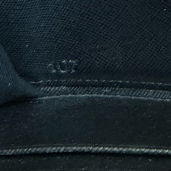 🍁SOLD🍁Prada Saffiano Wallet - Picture 11 of 11